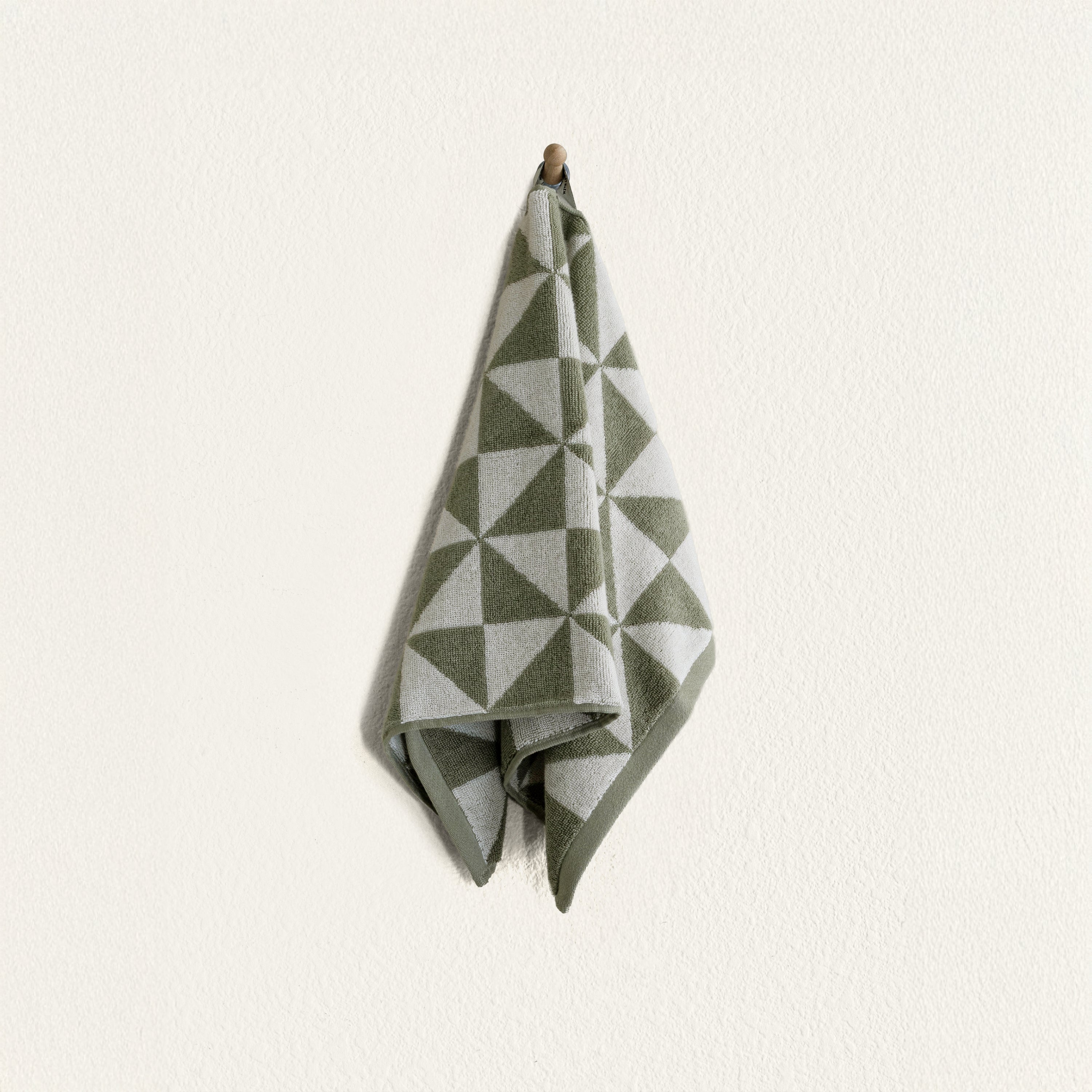 Umbra Quick-Dry Beach Towel