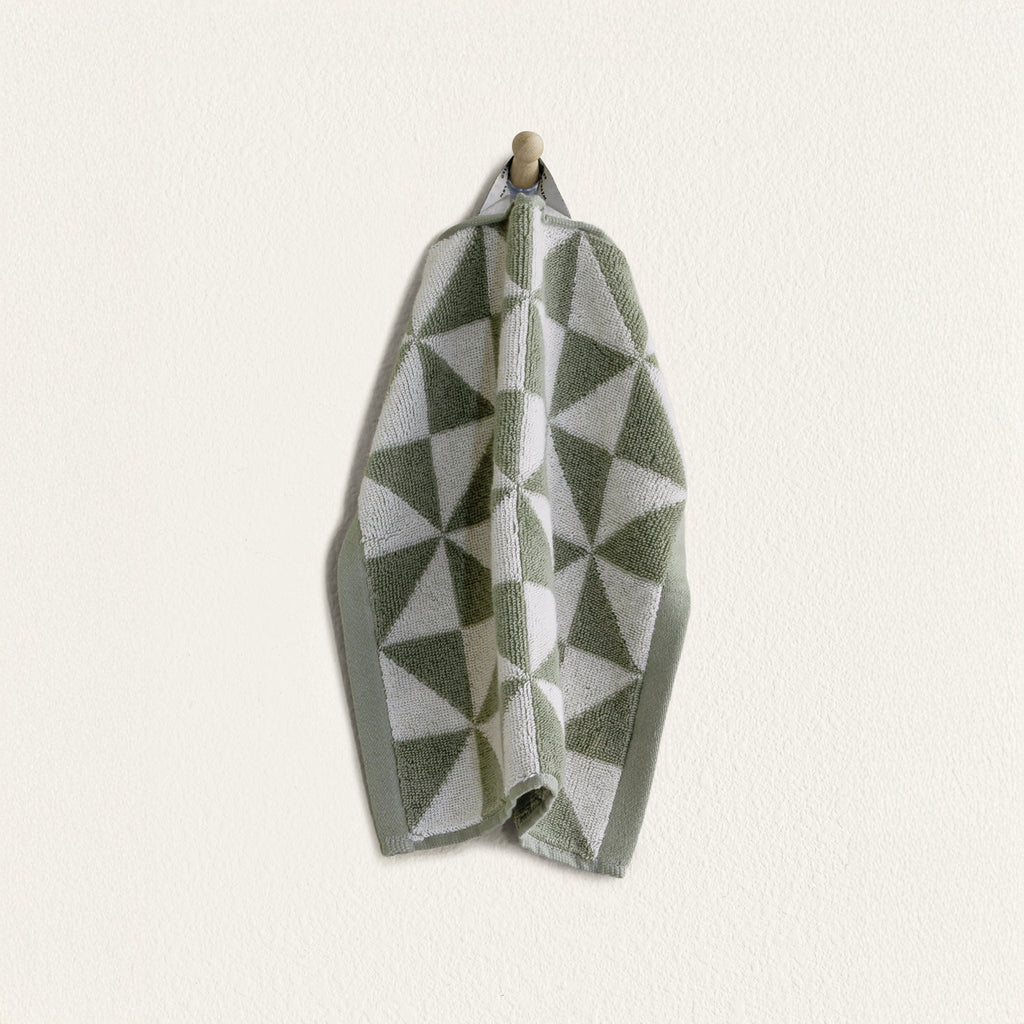 Umbra Quick-Dry Beach Towel