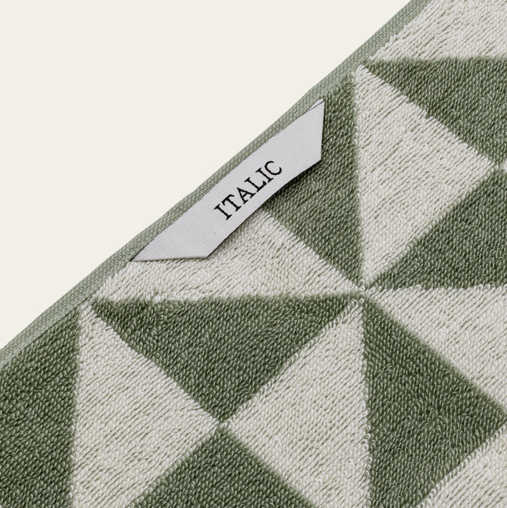 Umbra Quick-Dry Beach Towel