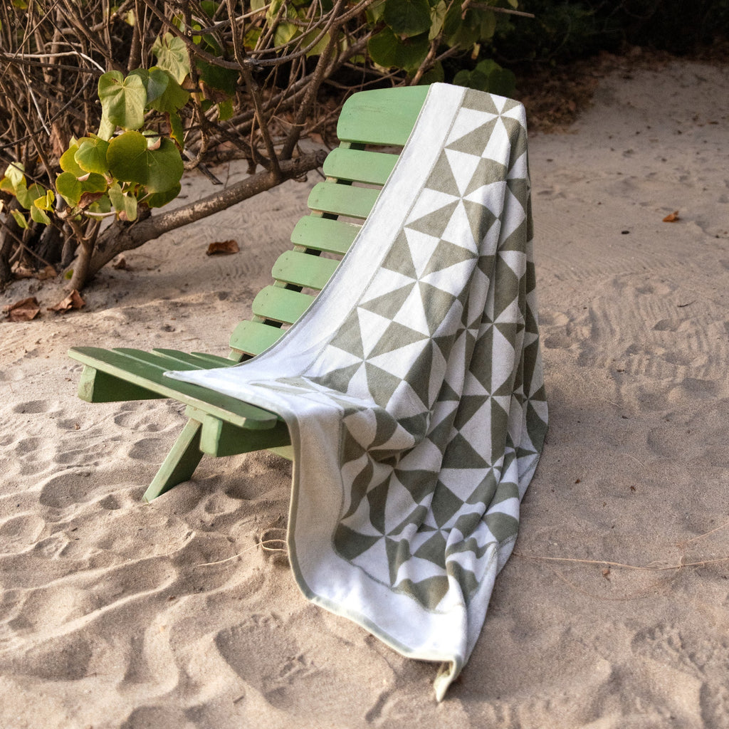 Umbra Quick-Dry Beach Towel